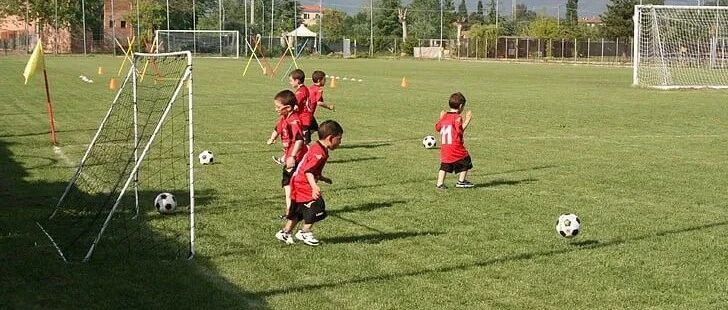 校园，不能沦为中国足球的又一“失地”