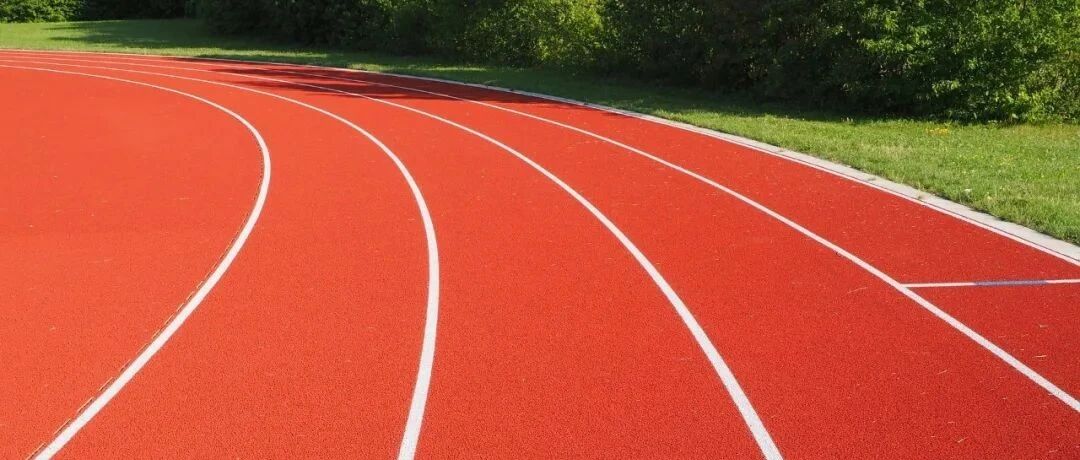 初中体育课—蹲踞式跳远教学设计