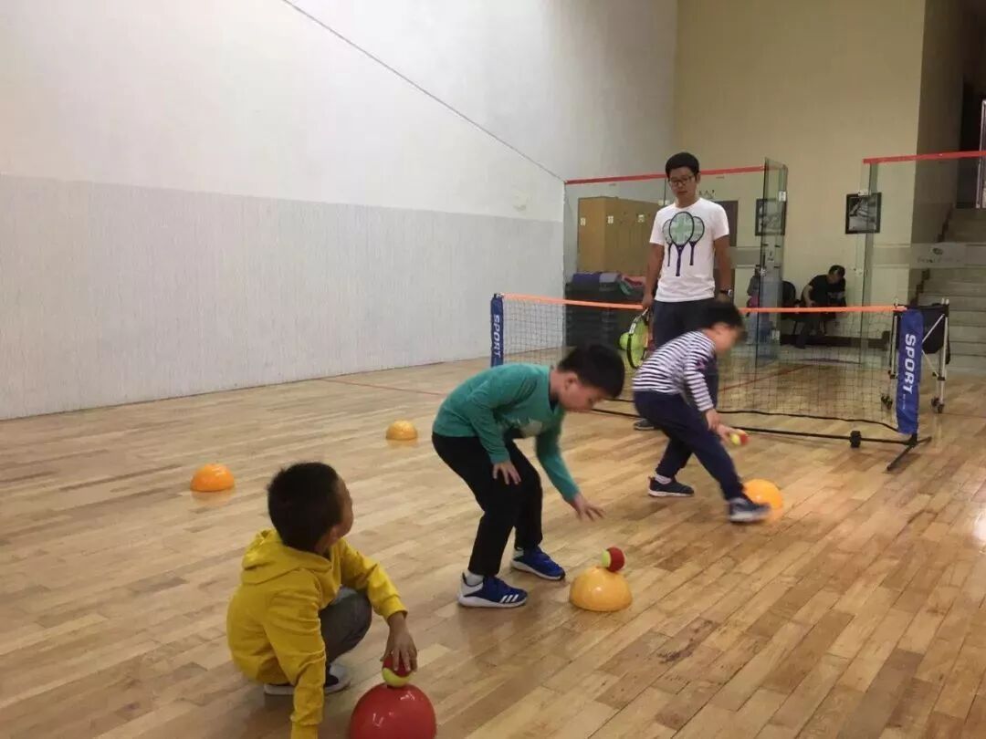 中國青少年體質(zhì)越來越差，該怎么辦呢？