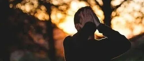 “交往3个月，男友劈腿了近100个女生！”聊天记录震碎我三观……