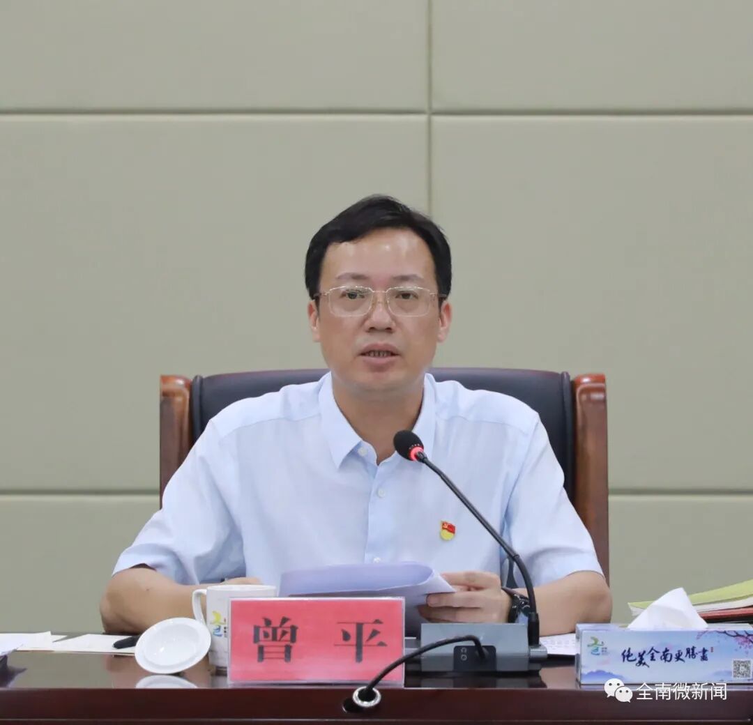 县委副书记,代县长边建忠及马石旺,何善祥,王大凯,卢兴广,肖兰,刘文秋