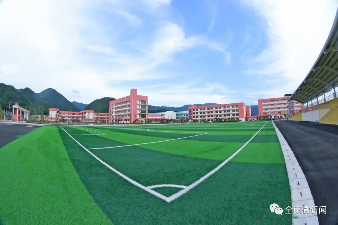 全南缘何牵手北大金秋解密全南燕园实验中学背后的故事