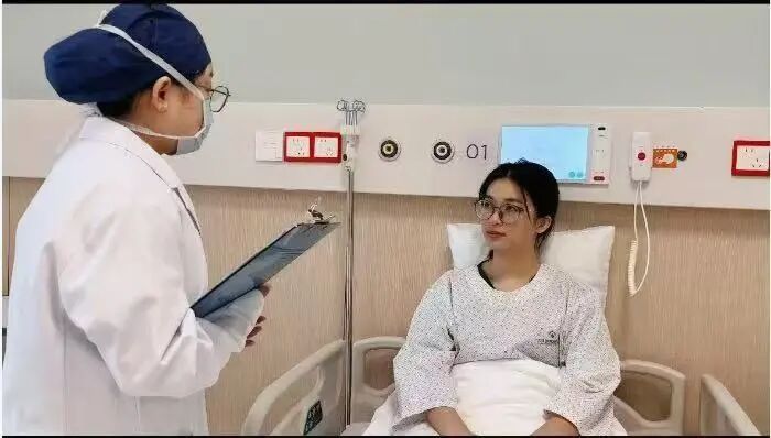 手术室体位垫怎么用手术室里的＂趴睡＂学问：俯卧位摆放全解析_https://www.jmylbn.com_新闻资讯_第2张