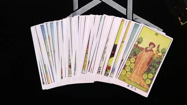 塔罗牌占卜:ta心里对你的满意指数有多少？