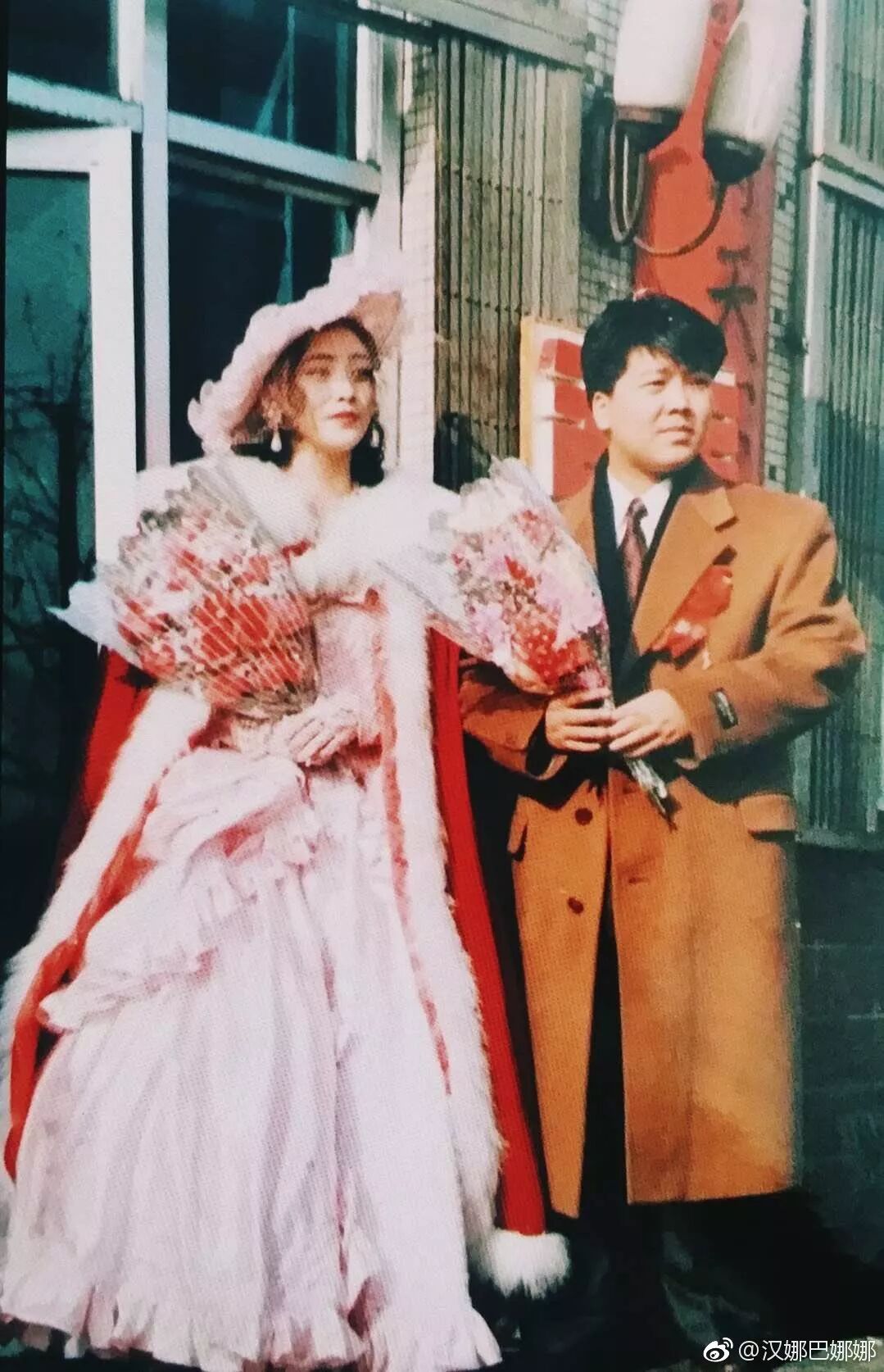 评一评，突然火起来的婚纱照风格，你觉得如何？