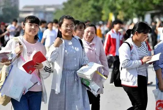 重慶郵電大學一覽圖_大連大學排名一覽表_美國優秀電商網站及排名一覽