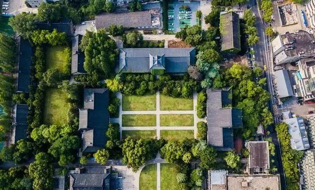 重慶郵電大學一覽圖_大連大學排名一覽表_美國優秀電商網站及排名一覽