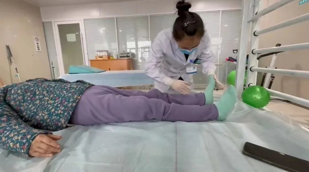 什么是牵引床康复到底是什么？康复就是按摩吗？_https://www.jmylbn.com_新闻资讯_第7张