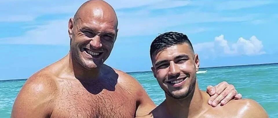 拳王富里告诉同父异母弟弟汤米 如输给网红杰克必须退役改姓