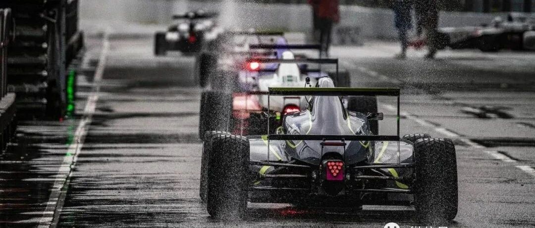 金九银十，赛场终归要回归喧嚣的氛围