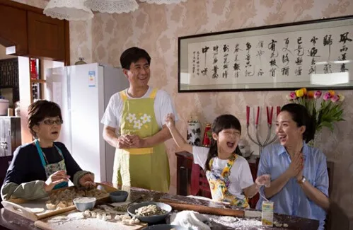 当9岁的小孩给医美主持人红包(图1) 当9岁的小孩给医美主持人红包(图1)