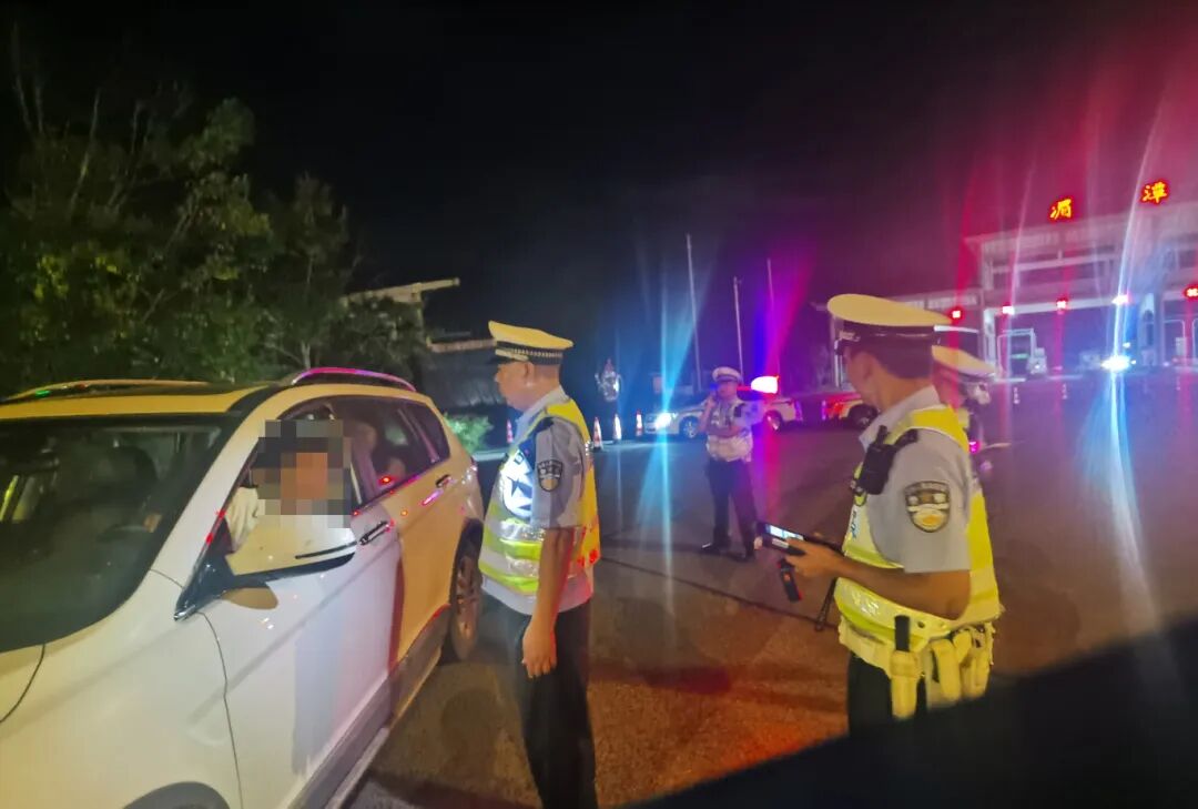 人车合照 (1).jpg