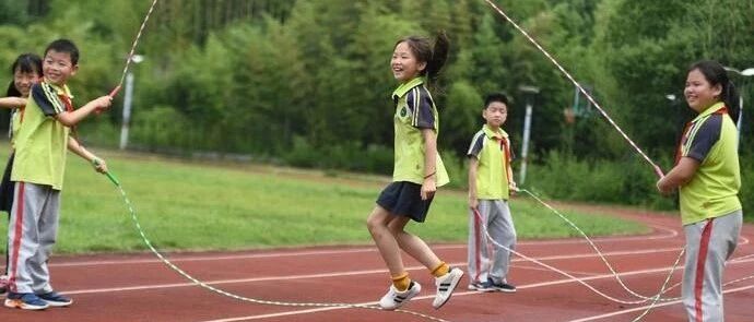 云南中考体育拟提至100分透露了什么信息？