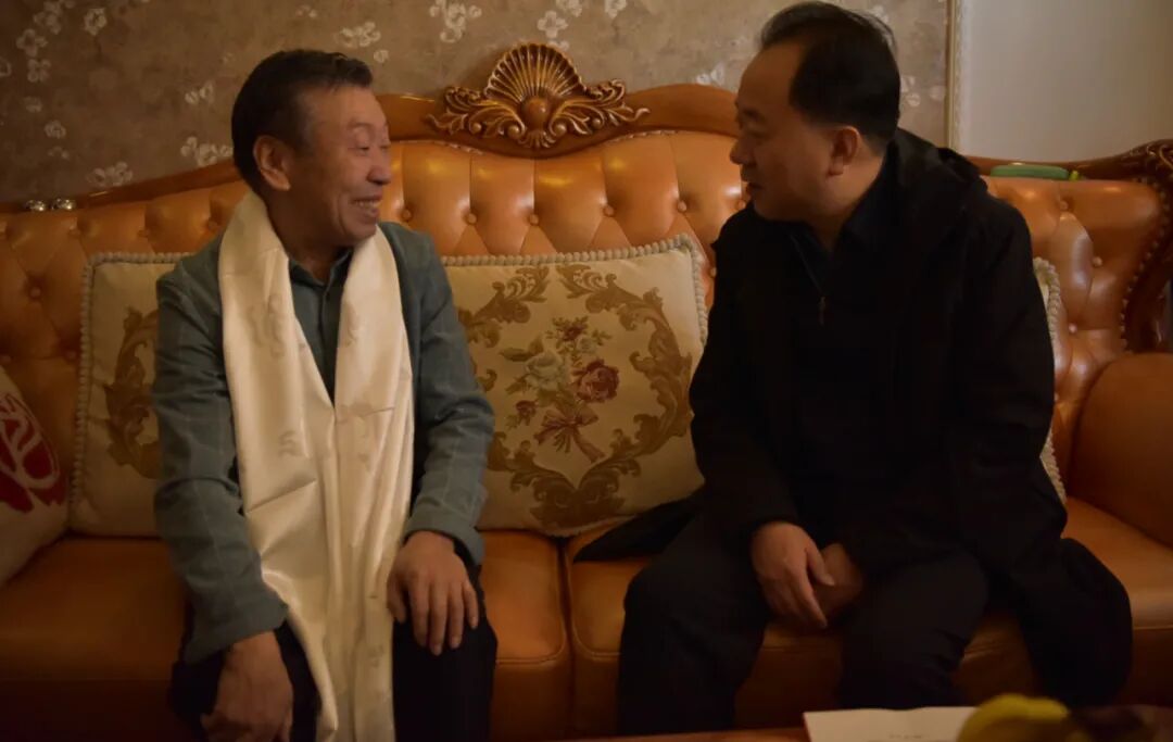 州委书记张晓军看望慰问离退休老干部