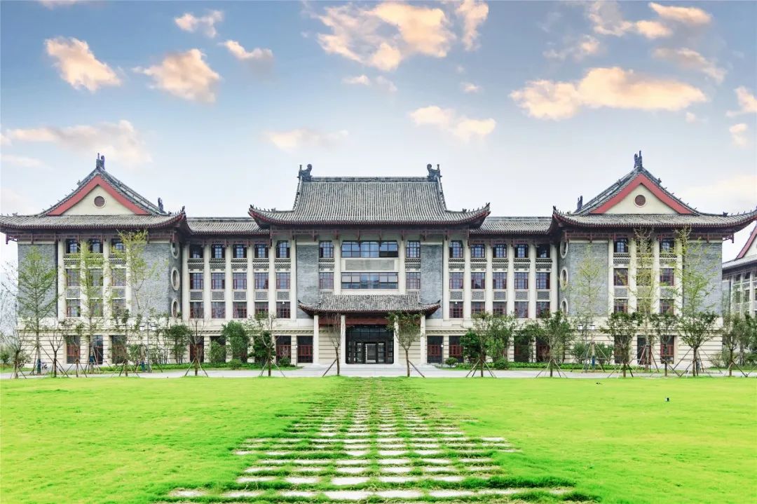 郑州龙湖大学图片