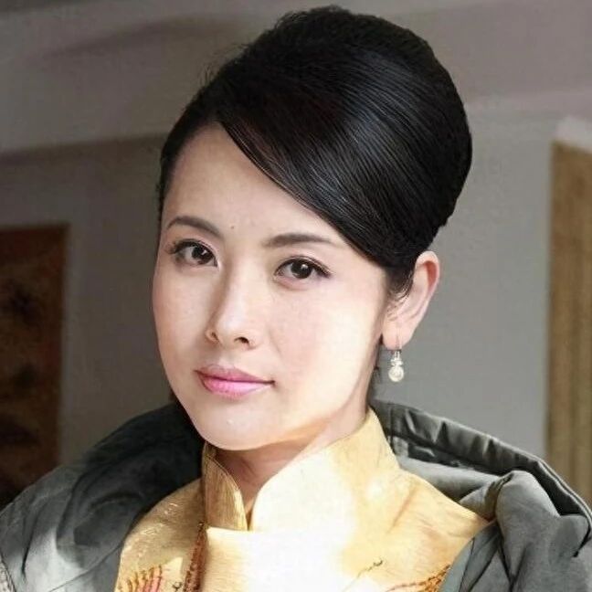 杨明娜49岁翻盘:被前夫田亮诋毁、夺子失败,如今成戏骨妈妈