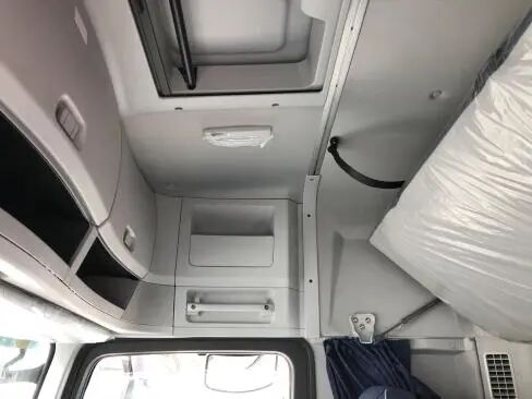 2.5万就能买的福田欧曼ESTA自动挡，能够征服云贵川险路吗？"