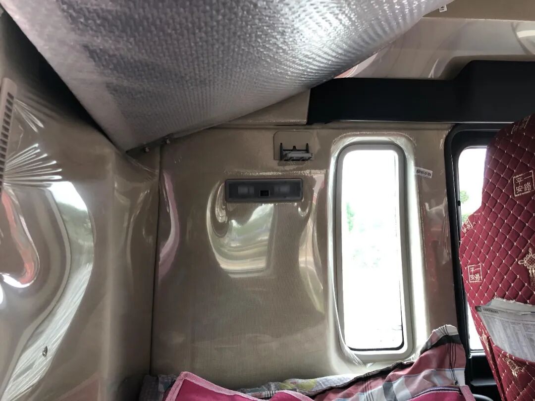 不吹不黑 百公里气耗31公斤 汕德卡G7 LNG牵引车真实运营案例