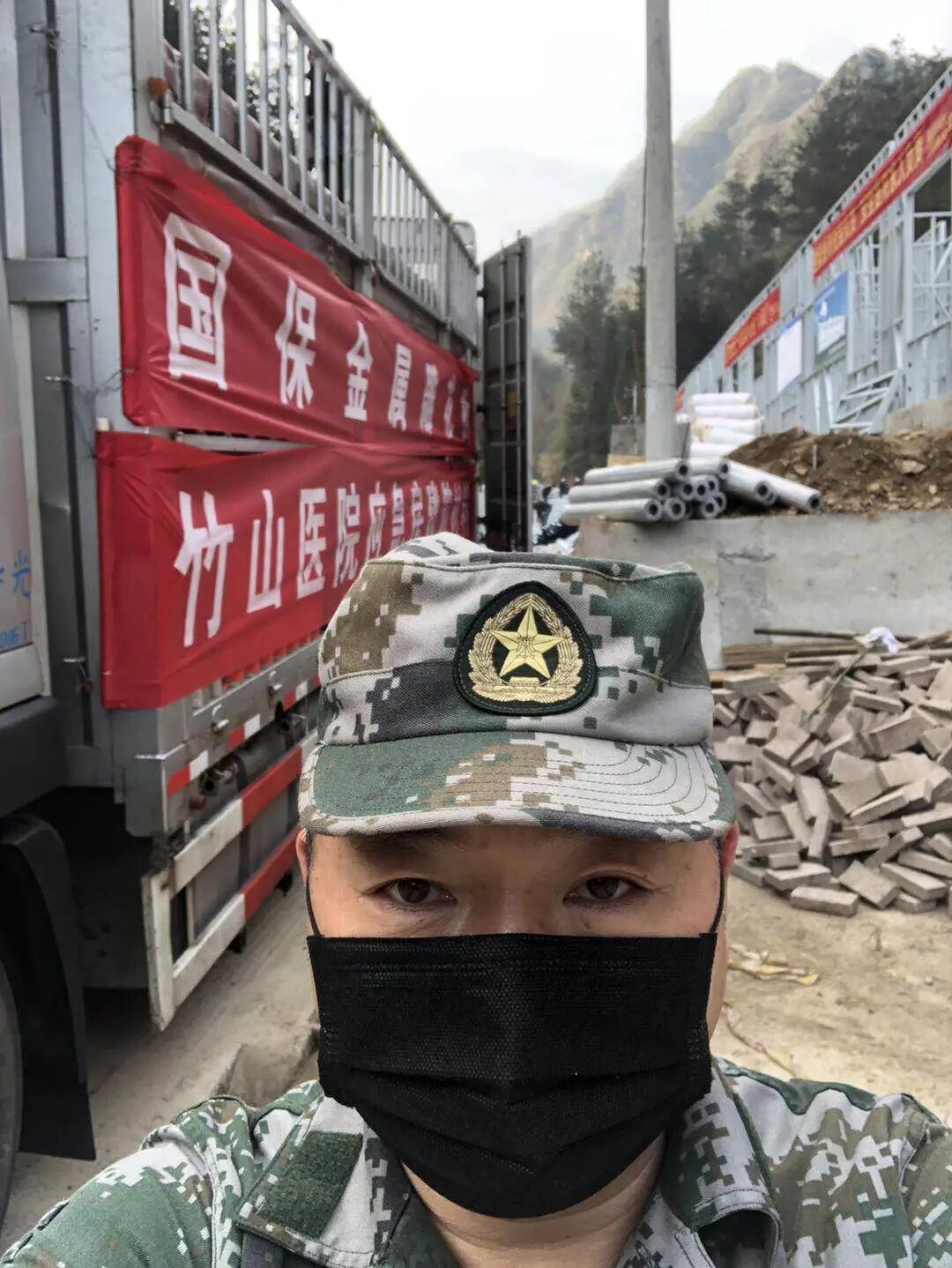 退伍老兵遇欧马可，变身“抗疫战士”