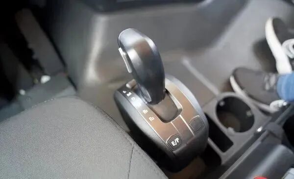 自动挡也有高下之分？江淮格尔发A5W牵引车 510马力 “真”AMT竟会主动省油？