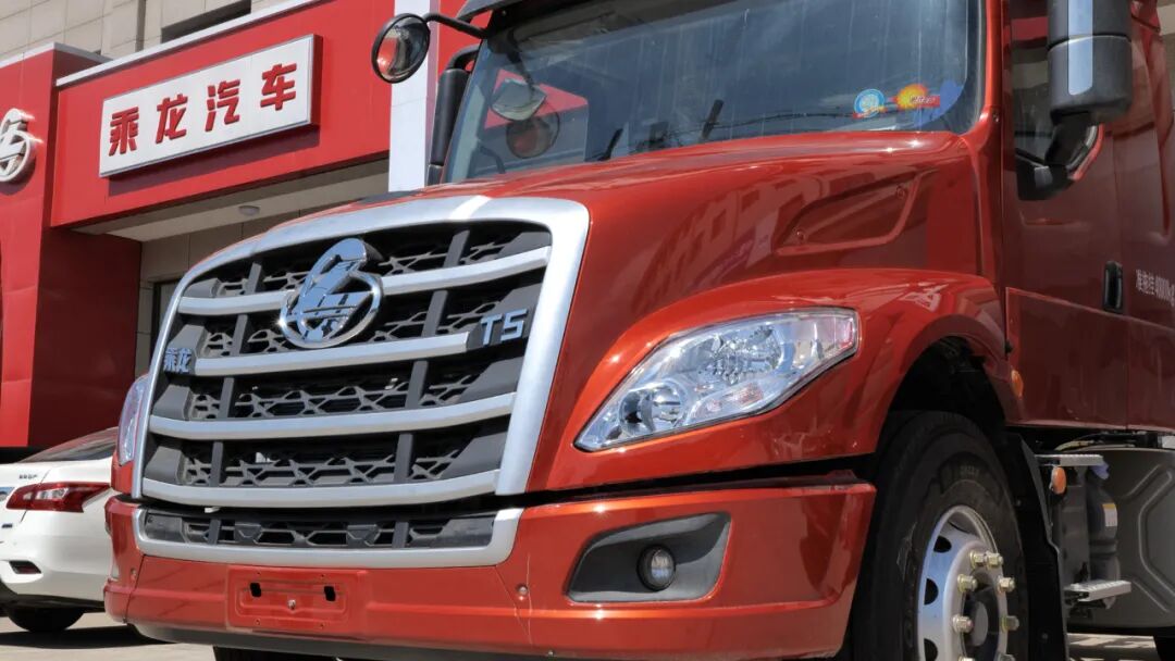 长头牵引车真的安全吗？河北唐山明通车队的选择 真的很有说服力