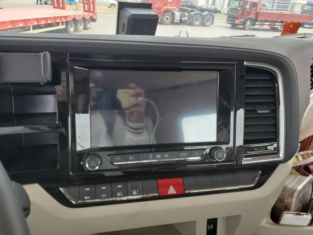 陕汽德龙 X5000 智行版到底有多智能？看完这篇文章你就知道了