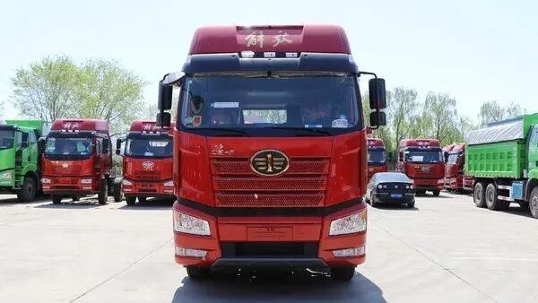 解放J6P 天龙KL 德龙X3000 欧曼GTL 格尔发K7 5款4X2车型大PK 谁才是你的菜？