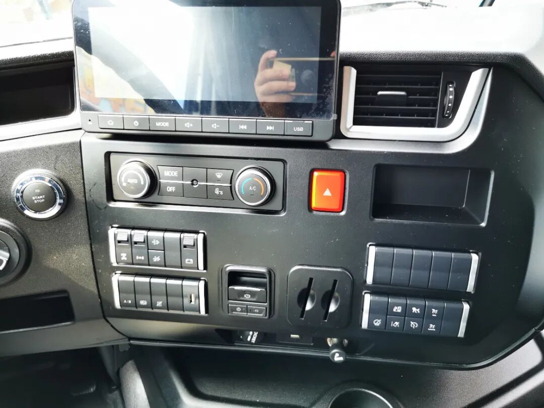 中国重汽新黄河凭什么卖49万？