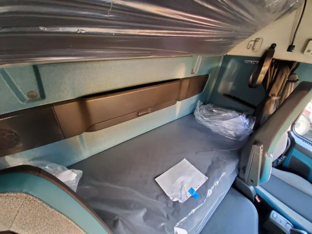 每月行驶2.7万公里 百公里油耗仅26L！这款重卡牵引车的实力不同凡响