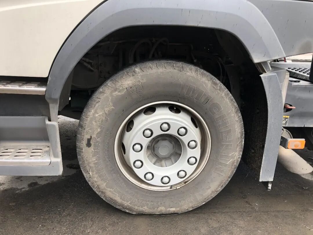 每月行驶2.7万公里 百公里油耗仅26L！这款重卡牵引车的实力不同凡响