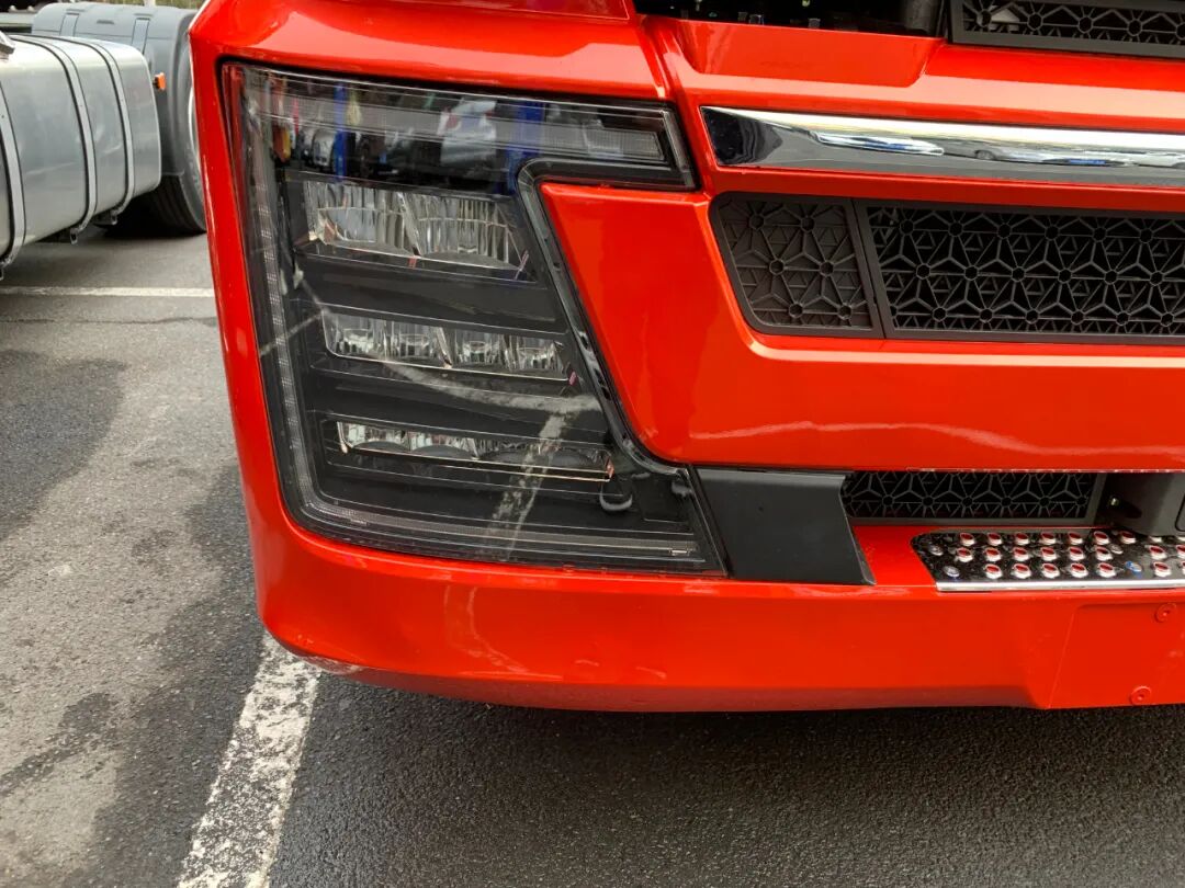 4.68万的自动挡重卡来了！中国重汽豪沃TH7上市