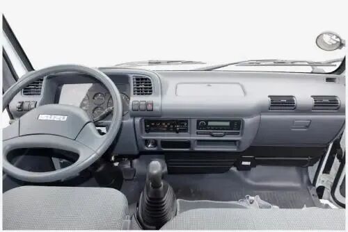 不到10万买蓝牌轻卡 这款庆铃五十铃100P咋样