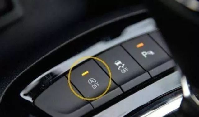 開車時別忘了將它關掉,一半油被“偷”走,車主:后悔沒早知道!