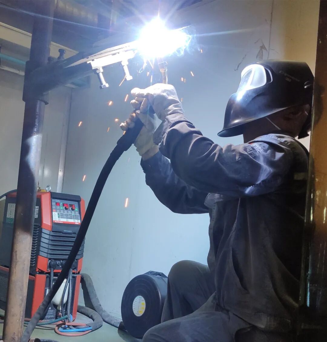 株洲第八届“技能天下”职业技能网络直播大赛焊接项目竞赛焊接现场