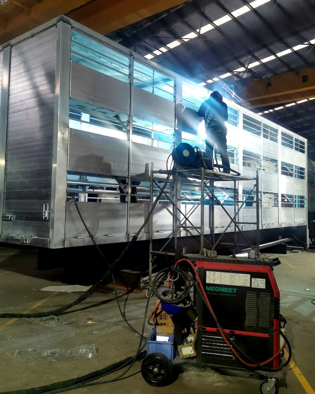 麦格米特焊机焊接现场