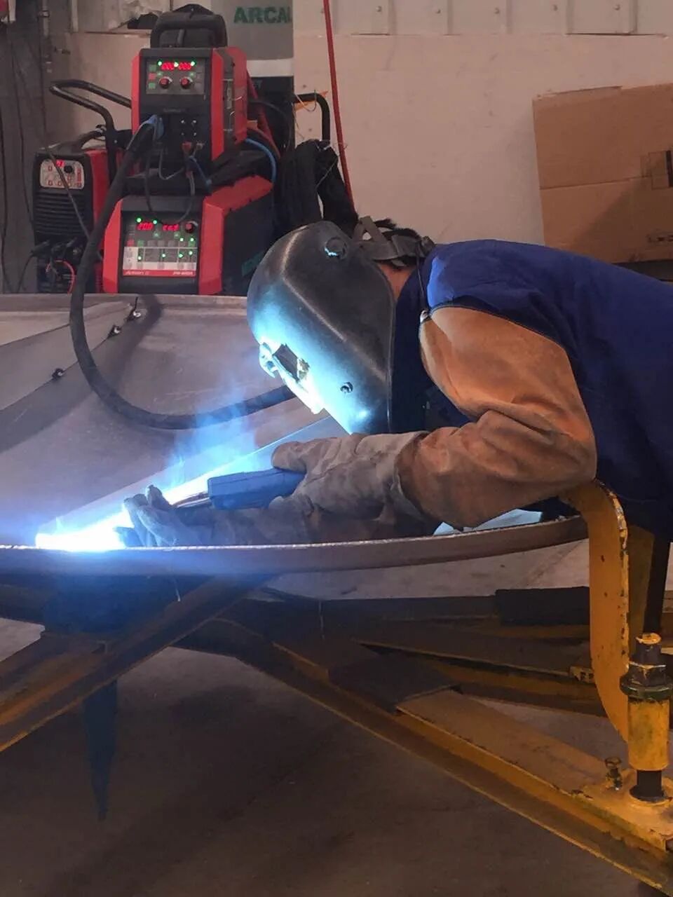 “安徽永强”  & 麦格米特焊机