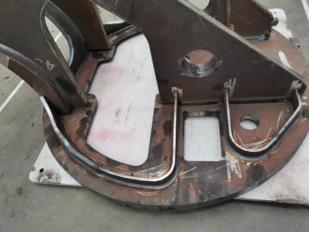 “三一重工”  & 麦格米特焊机