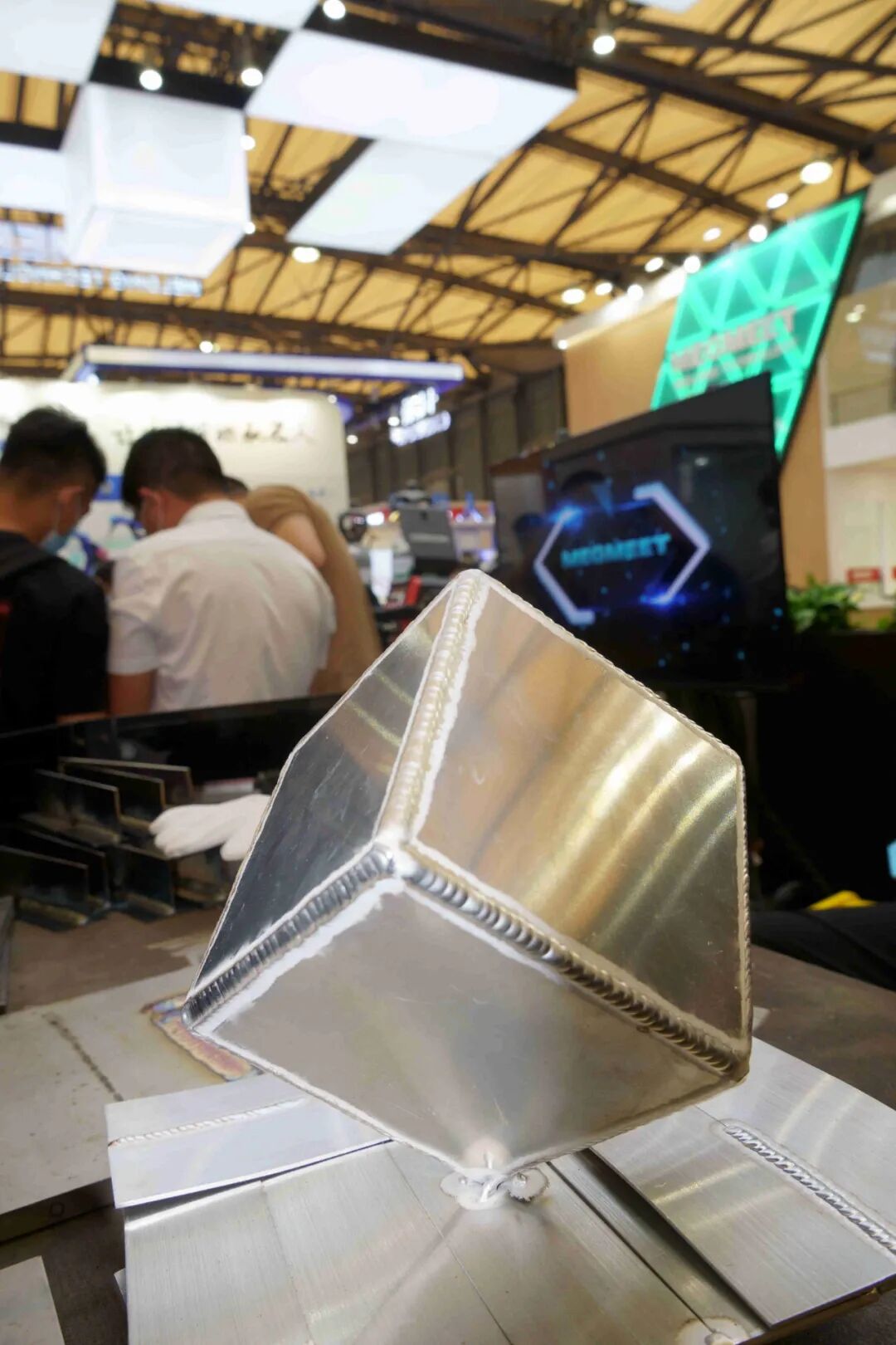 第25届埃森展-麦格米特焊接展会现场