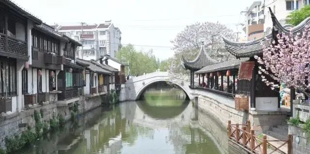 上海古镇十大必去景点_上海古镇游玩_上海古镇游玩必去的地方
