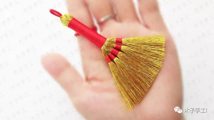简单几个步骤就能做出一款迷你小扫把，超可爱