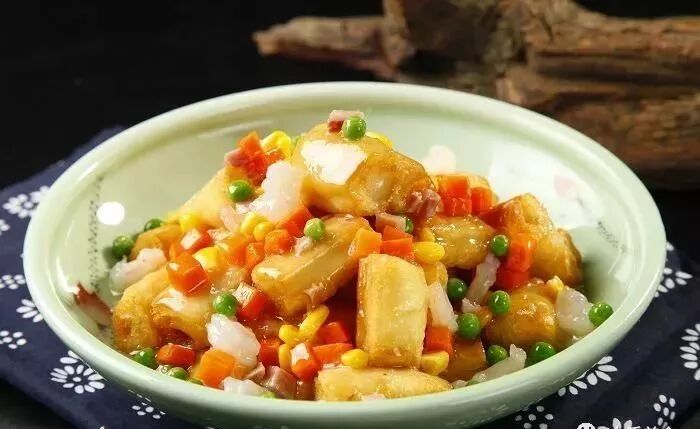 杭式八宝油条海鲜拼盘宫保鹅肝干烧海参干捞苕粉芙蓉蒸虾球番茄南蜜炖