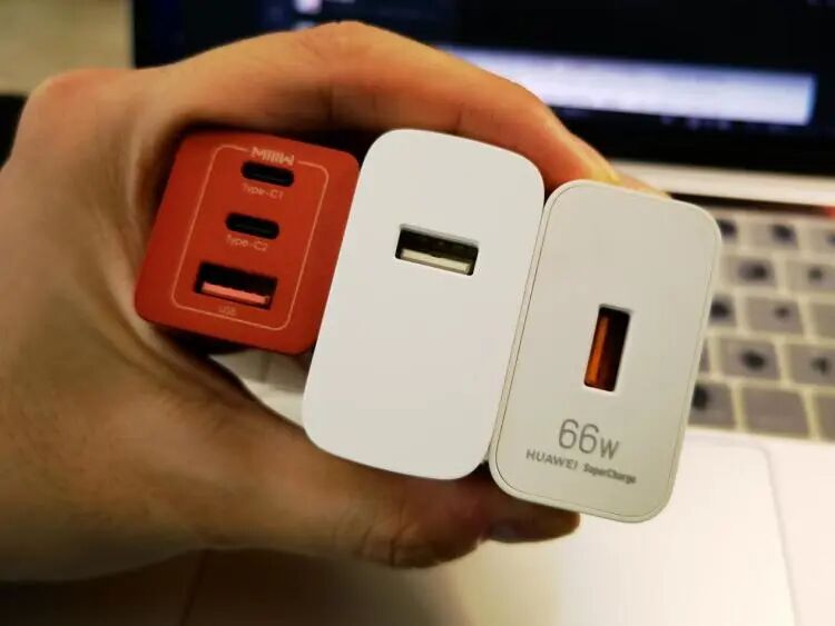 为啥不能统一充电协议？手机不配充电器真的是好事儿吗？的图8