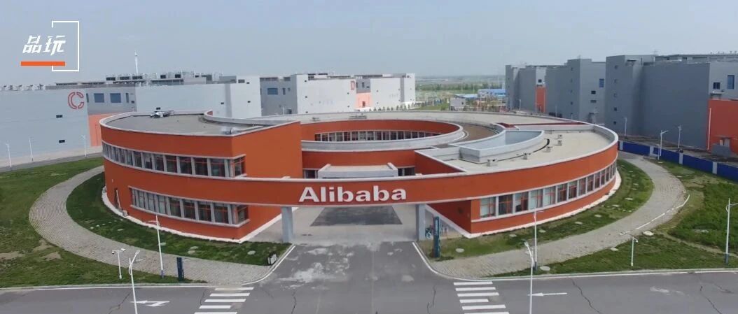 我们深入了阿里云的心脏，发现他们把服务器都泡在了“水”里……