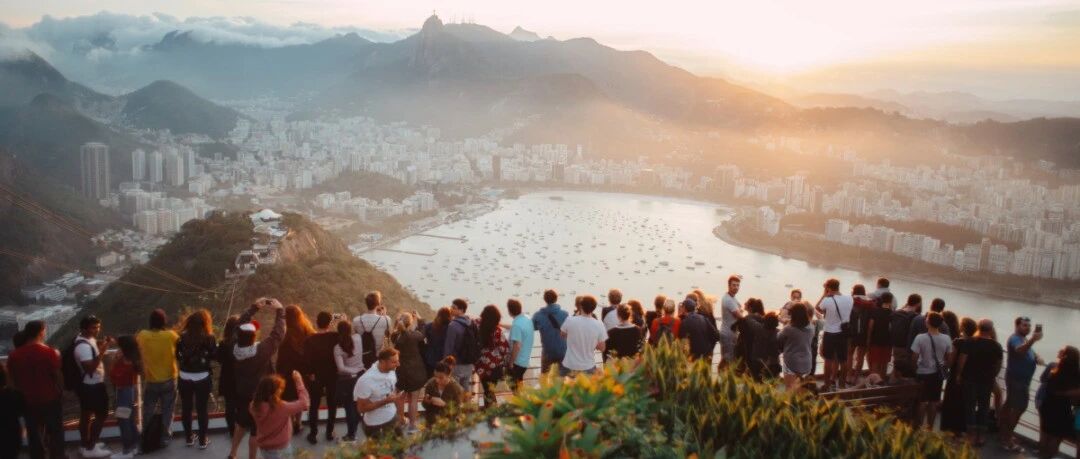 网红打卡点，到处都是坑