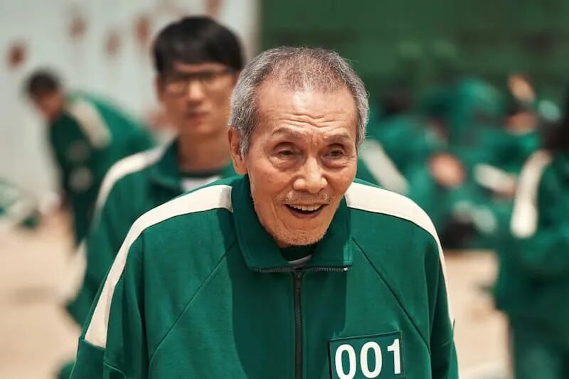 《鱿鱼游戏》联名运动服曝光发售，限量456件！居然还要抽签？-Supreme情报网