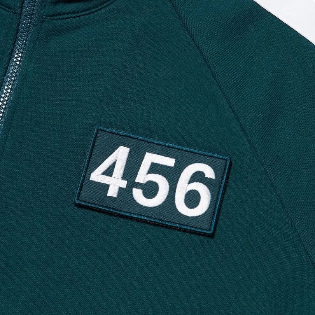 《鱿鱼游戏》联名运动服曝光发售，限量456件！居然还要抽签？-Supreme情报网