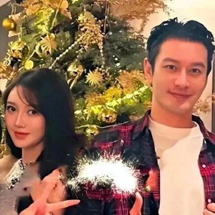 同样是为黄晓明生了孩子,杨颖和叶柯的现状差距有多大?