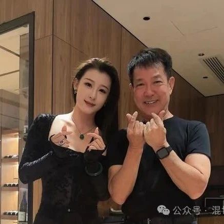 元彪68岁肌肉炸裂!夜会美女舞蹈家惊现逆天冻龄