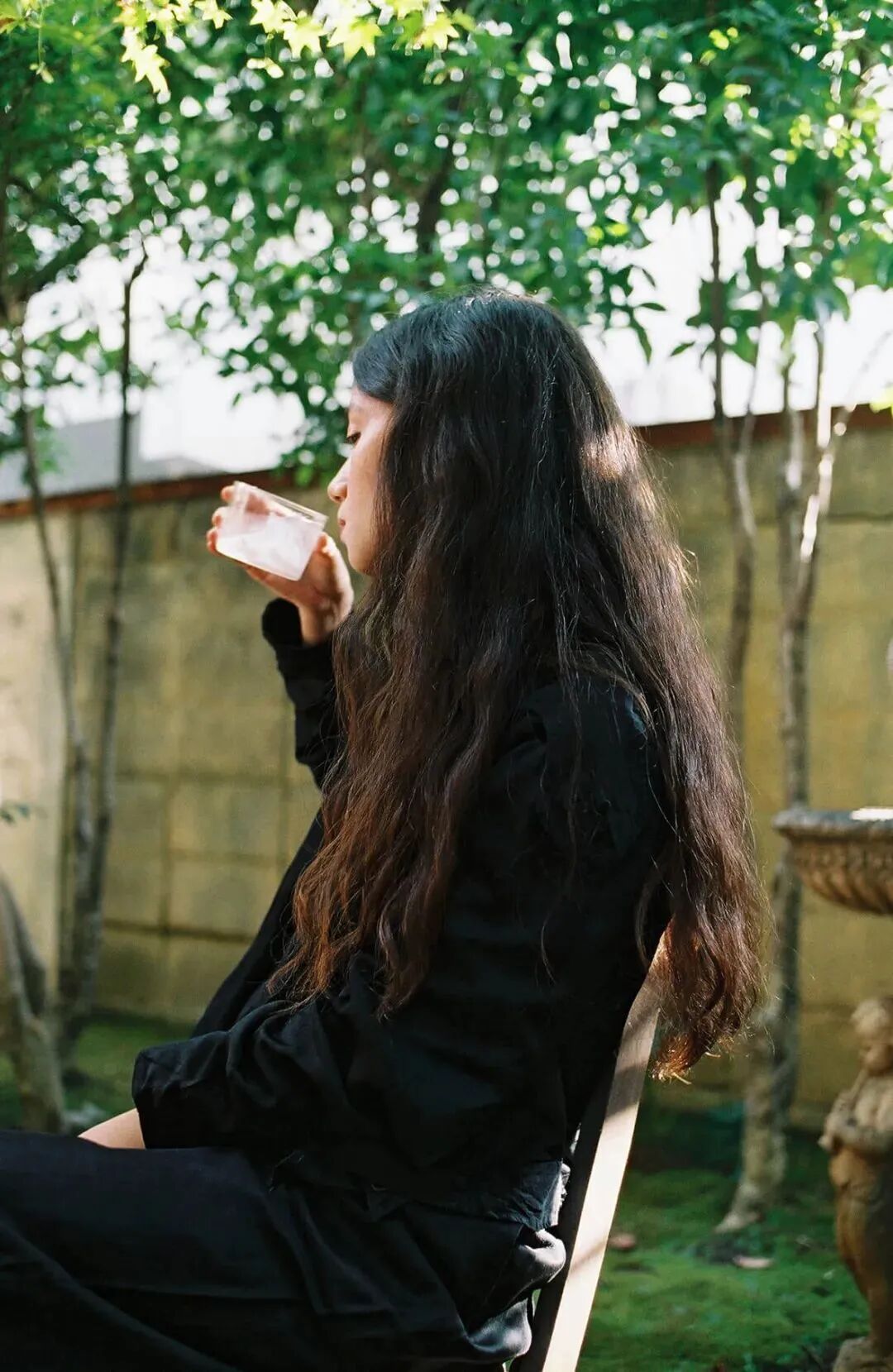 sarahlinhtran神仙眷侣身后的氛围感美人