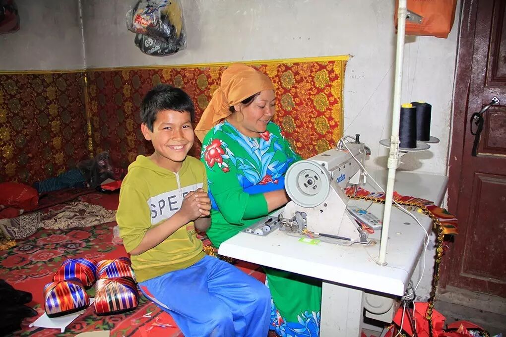 新村就在眼前和田地区和田县英阿瓦提乡吐如孜村记